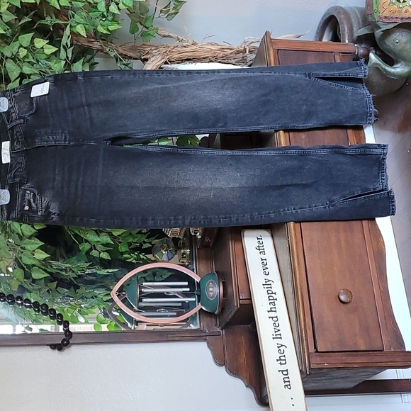 Free People Rockin' Black Jean's - Picture 2 of 9